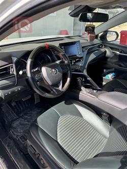 تۆیۆتا کامری